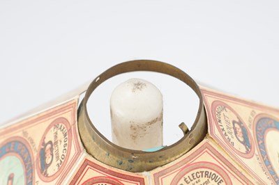 Lot 1004 - A LATE 19TH CENTURY FRENCH PRAXINOSCOPE OPTICAL TOY