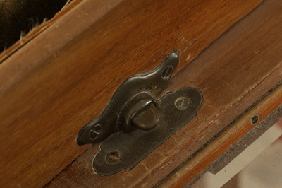 Lot 1652 - A FINE EDWARDIAN INLAID FIGURED SATINWOOD AND MAHOGANY SILVER FITTED DRESSING TABLE