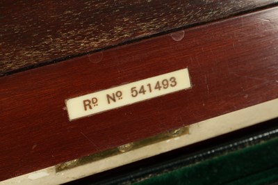 Lot 1652 - A FINE EDWARDIAN INLAID FIGURED SATINWOOD AND MAHOGANY SILVER FITTED DRESSING TABLE