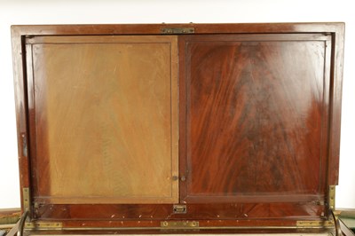 Lot 1652 - A FINE EDWARDIAN INLAID FIGURED SATINWOOD AND MAHOGANY SILVER FITTED DRESSING TABLE