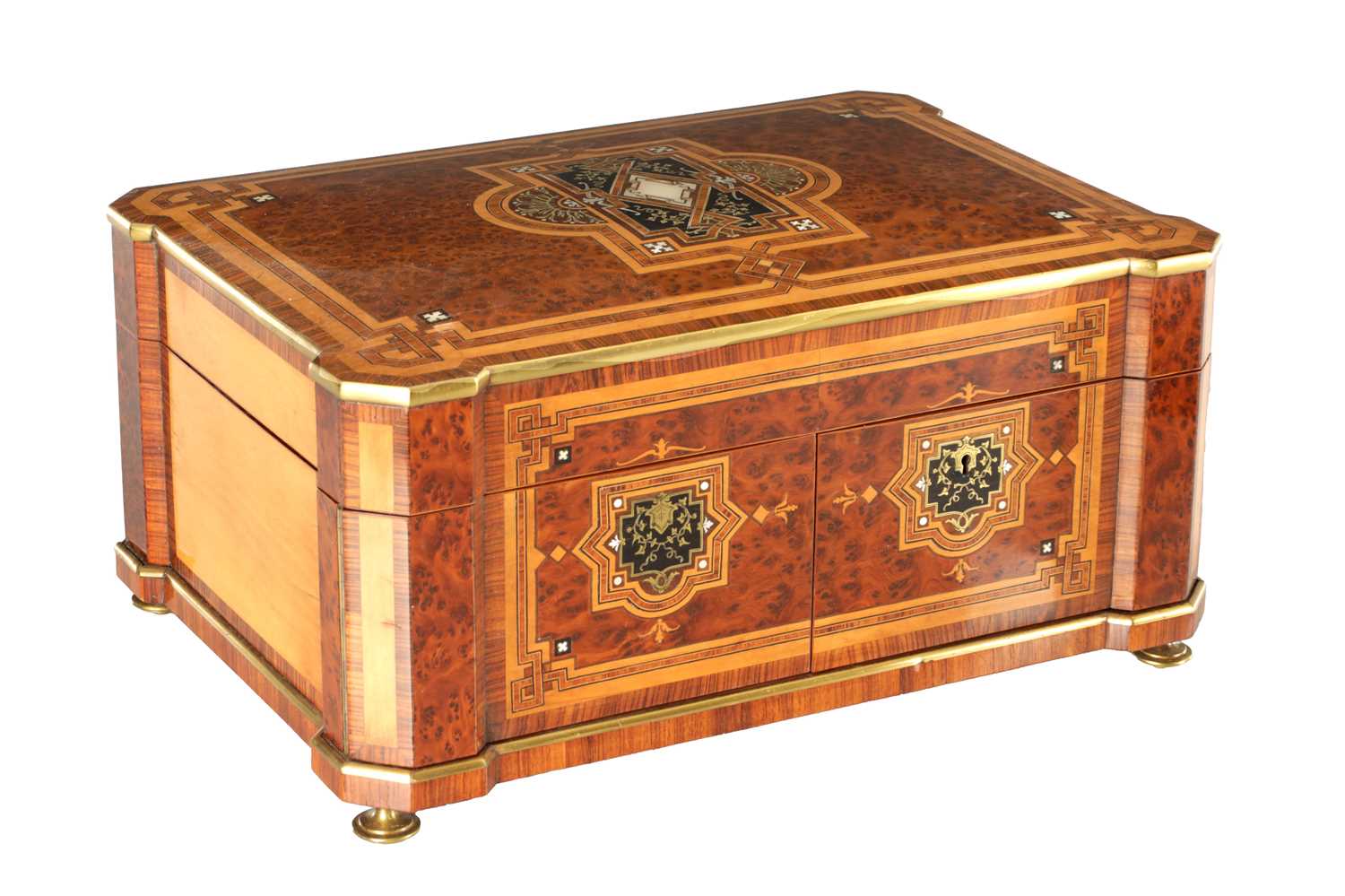 Lot 988 - A FINE PALAIS ROYAL STYLE SILVER GILT FITTED DRESSING BOX