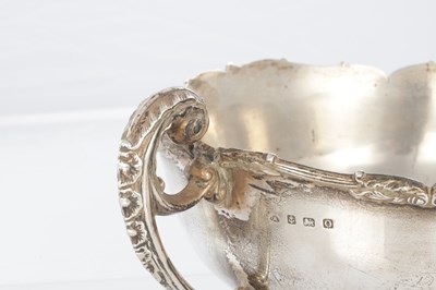 Lot 199 - A 1930'S SILVER SPORTS TROPHY