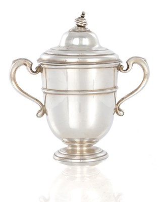 Lot 209 - A 1920'S SILVER LIDDED TROPHY