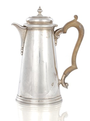 Lot 290 - A 1950'S SILVER COFFEE POT