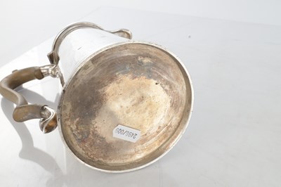 Lot 290 - A 1950'S SILVER COFFEE POT
