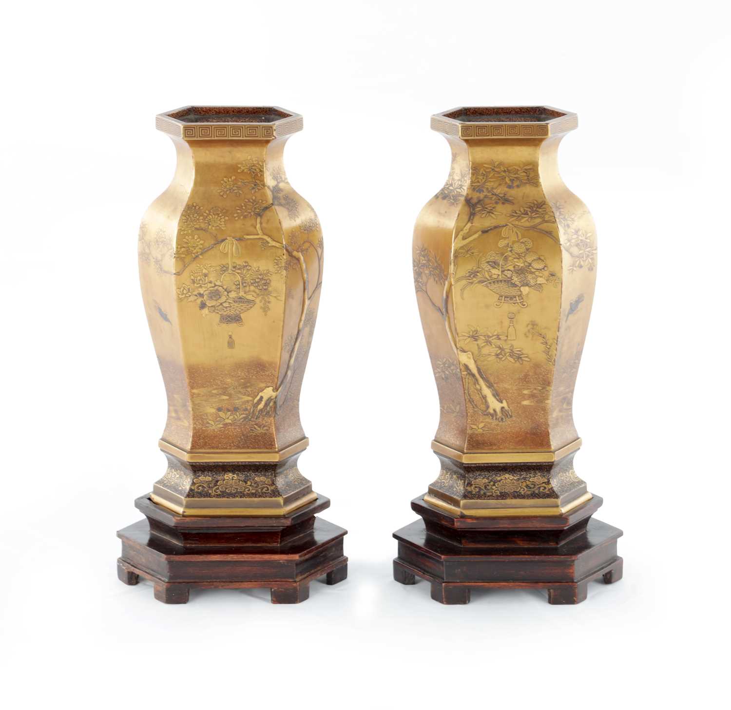 Lot A FINE PAIR OF JAPANESE MEIJI PERIOD GOLD LACQUERWORK CABINET VASES ON HARDWOOD STANDS