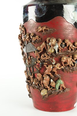 Lot 691 - A LARGE JAPANESE MEIJI PERIOD SOMIDA MONKEY VASE