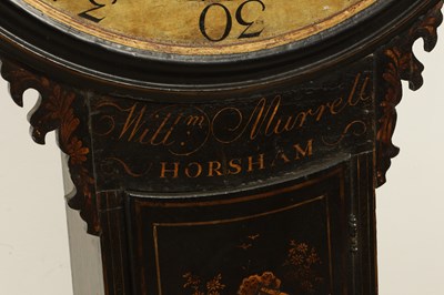 Lot 1476 - WILLIAM MURRELL, HORSHAM. A LATE 18TH CENTURY BLACK JAPANNED TAVERN CLOCK