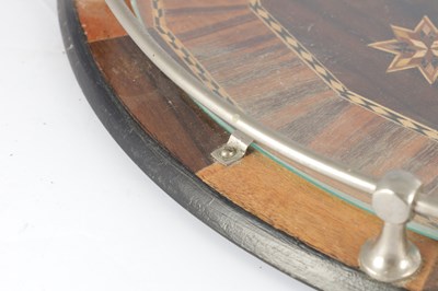 Lot 789 - ATT THOMAS GRIFFITHS, AUSTRALIAN, AN EARLY 20TH CENTURY INLAID SERVING TRAY