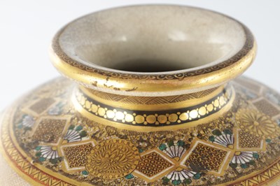 Lot 667 - A JAPANESE MEIJI PERIOD SATSUMA VASE