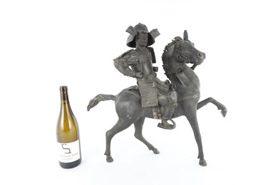 Lot 654 - A LARGE MEIJI PERIOD JAPANESE BRONZE SCULPTURE