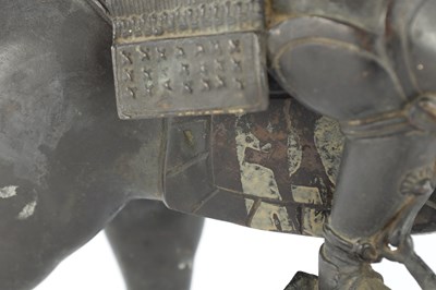 Lot 654 - A LARGE MEIJI PERIOD JAPANESE BRONZE SCULPTURE