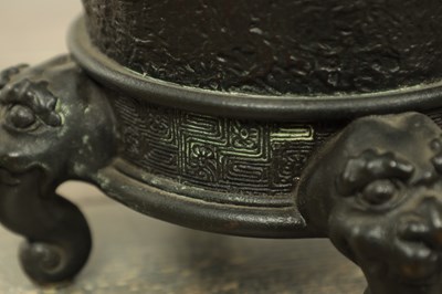 Lot 513 - A LARGE PAIR OF JAPANESE MEIJI PERIOD BRONZE VASES