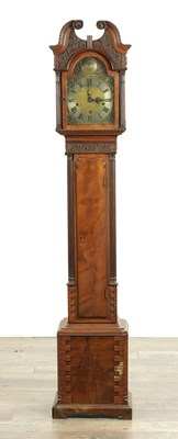 Lot 1356 - AN EARLY 20TH CENTURY MINIATURE CHIPPENDALE STYLE LONGCASE CLOCK