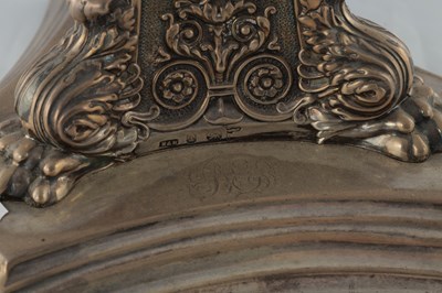 Lot 281 - A LATE 19TH CENTURY SILVER OIL LAMP