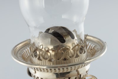 Lot 281 - A LATE 19TH CENTURY SILVER OIL LAMP