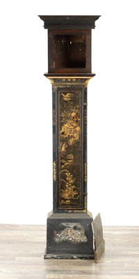 Lot 1366 - AN 18TH CENTURY CHINOISERIE DECORATED LAQUERED LONGCASE CLOCK CASE IN NEED OF RESTORATION