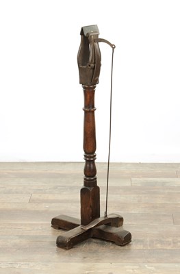 Lot 1713 - A 19TH CENTURY FRUITWOOD GLOVE MAKERS DONKEY
