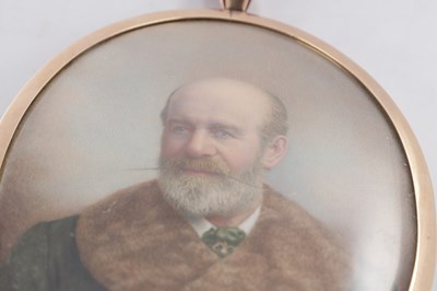 Lot 1100 - A FINE PORTRAIT MINIATURE BY FANNY H. MCKELLER