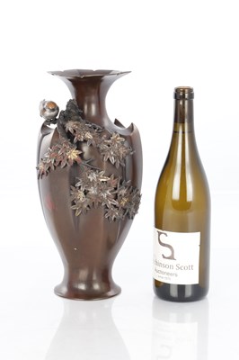 Lot 579 - A FINE JAPANESE MEIJI PERIOD BRONZE VASE