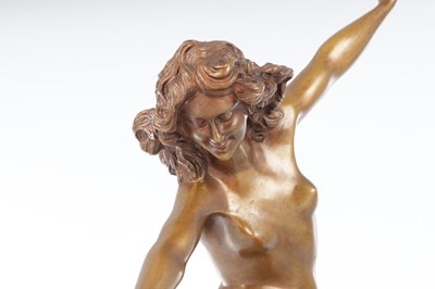 Lot 805 - A GOOD ART DECO GILT BRONZE SCULPTURE "THE SNAKE DANCER" AFTER COLLINET