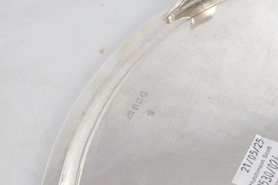 Lot 285 - A GOOD PAIR OF GEORGE III HEPPLEWHITE STYLE OVAL SILVER TRAYS