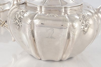 Lot 266 - A FINE 19TH CENTURY SILVER TEAPOT ON STAND OF LEAF SHAPED DESIGN