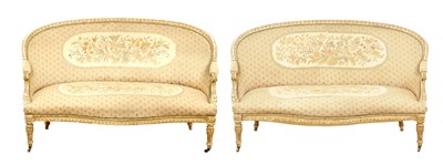 Lot 1725 - A PAIR OF 19TH CENTURY GILTWOOD AND PAINTED COUNTRY HOUSE SETTEES IN THE MANNER OF JOHN HOWARD