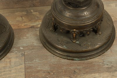 Lot 688 - A LARGE AND IMPRESSIVE PAIR OF JAPANESE MEIJI PERIOD BRONZE SECTIONAL VASES
