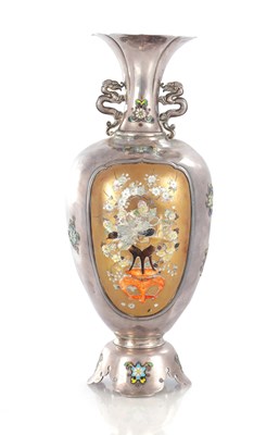 Lot 420 - A JAPANESE MEIJI PERIOD SHIBIYAMA AND SILVER VASE
