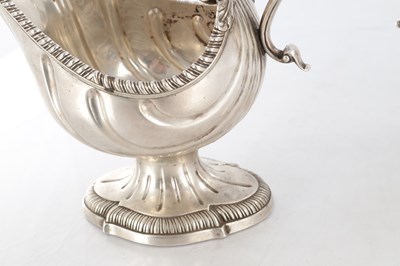 Lot 291 - A PAIR OF EARLY GEORGE III SILVER SAUCE BOATS