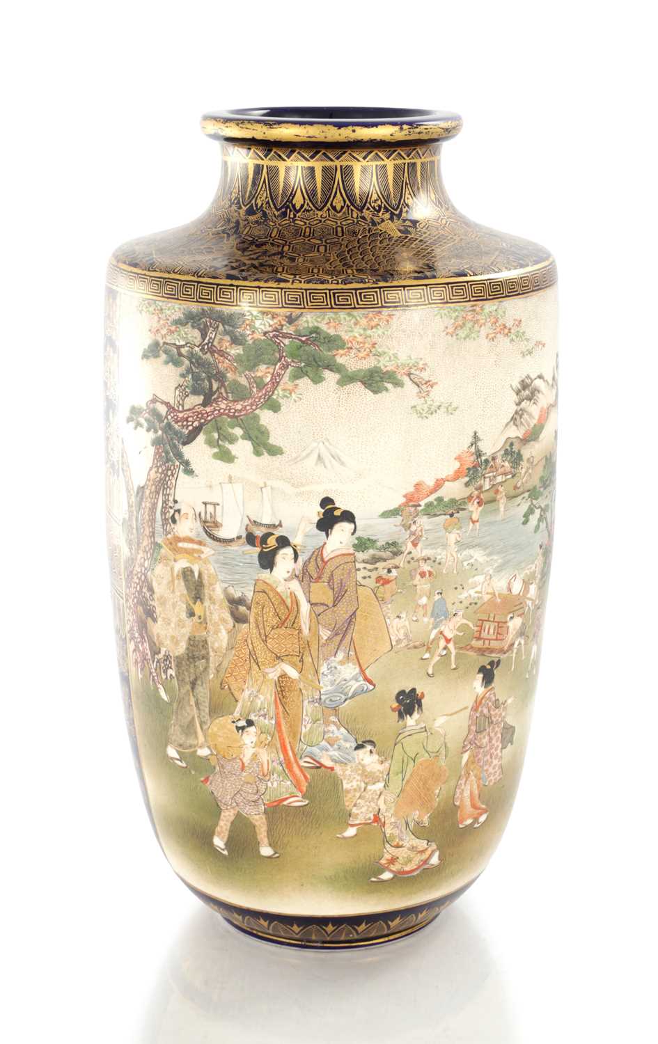 Lot 351 - A LARGE JAPANESE MEIJI PERIOD SATSUMA VASE