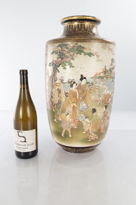 Lot 351 - A LARGE JAPANESE MEIJI PERIOD SATSUMA VASE