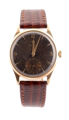 Lot 1293 - A GENTLEMAN’S 1950’S 9CT GOLD “TROPICAL DIAL” OMEGA WRIST WATCH
