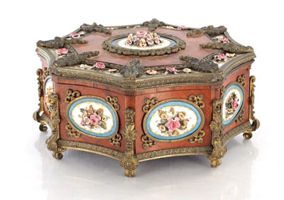 Lot 960 - A FINE FRENCH KINGWOOD ORMOLU MOUNTED AND PORCELAIN PANELLED JEWELLERY BOX