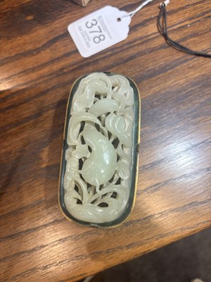 Lot 378 - A CHINESE GILT BRONZE AND CARVED JADE SNUFF BOX