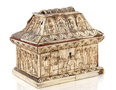 Lot 963 - AN EARLY CARVED BONE CONTINENTAL CASKET