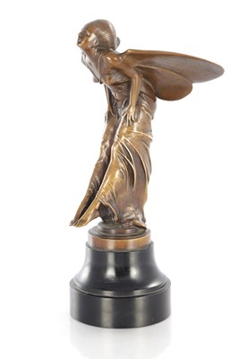 Lot 833 - FRANZ MAZURA. AN EARLY 20TH CENTURY AUSTRIAN BRONZE FIGURE OF A WINGED ANGEL