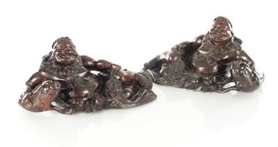 Lot 412 - A PAIR OF 19TH CENTURY CHINESE CARVED HARDWOOD FIGURES OF SEATED BUDDHAS