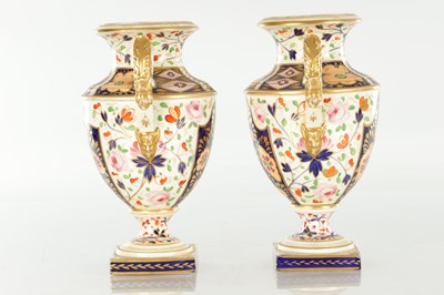 Lot 90 - A 19TH CENTURY DERBY PORCELAIN THREE VASE GARNITURE