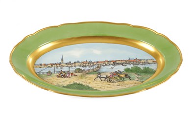 Lot 69 - AN EARLY 20TH CENTURY MEISSEN OVAL MEAT PLATE WITH PAINTED SCENE OF DUSSELDORF
