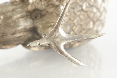 Lot 232 - AN EARLY 20TH CENTURY CAST SILVER SCULPTURE OF A PHEASANT