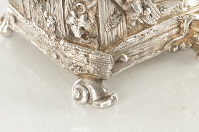Lot 208 - A HEAVY 19TH CENTURY FRENCH CAST SILVER CASKET