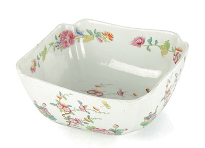 Lot 25 - A 19TH CENTURY SPODE SALAD BOWL