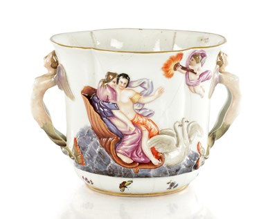Lot 36 - A 19TH CENTURY CAPODIMONTE PORCELAIN JARDINIERE
