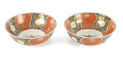 Lot 536 - A PAIR OF 19TH CENTURY JAPANESE IMARI PORCELAIN BOWLS