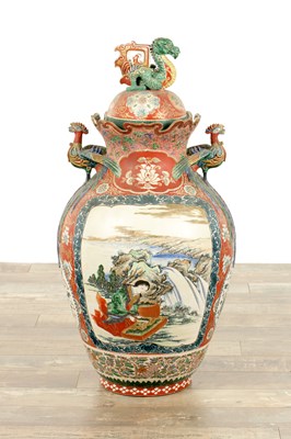 Lot 612 - A LARGE JAPANESE MEIJI PERIOD HALL VASE
