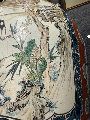 Lot 612 - A LARGE JAPANESE MEIJI PERIOD HALL VASE