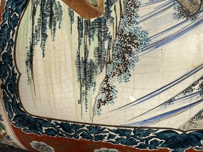 Lot 612 - A LARGE JAPANESE MEIJI PERIOD HALL VASE