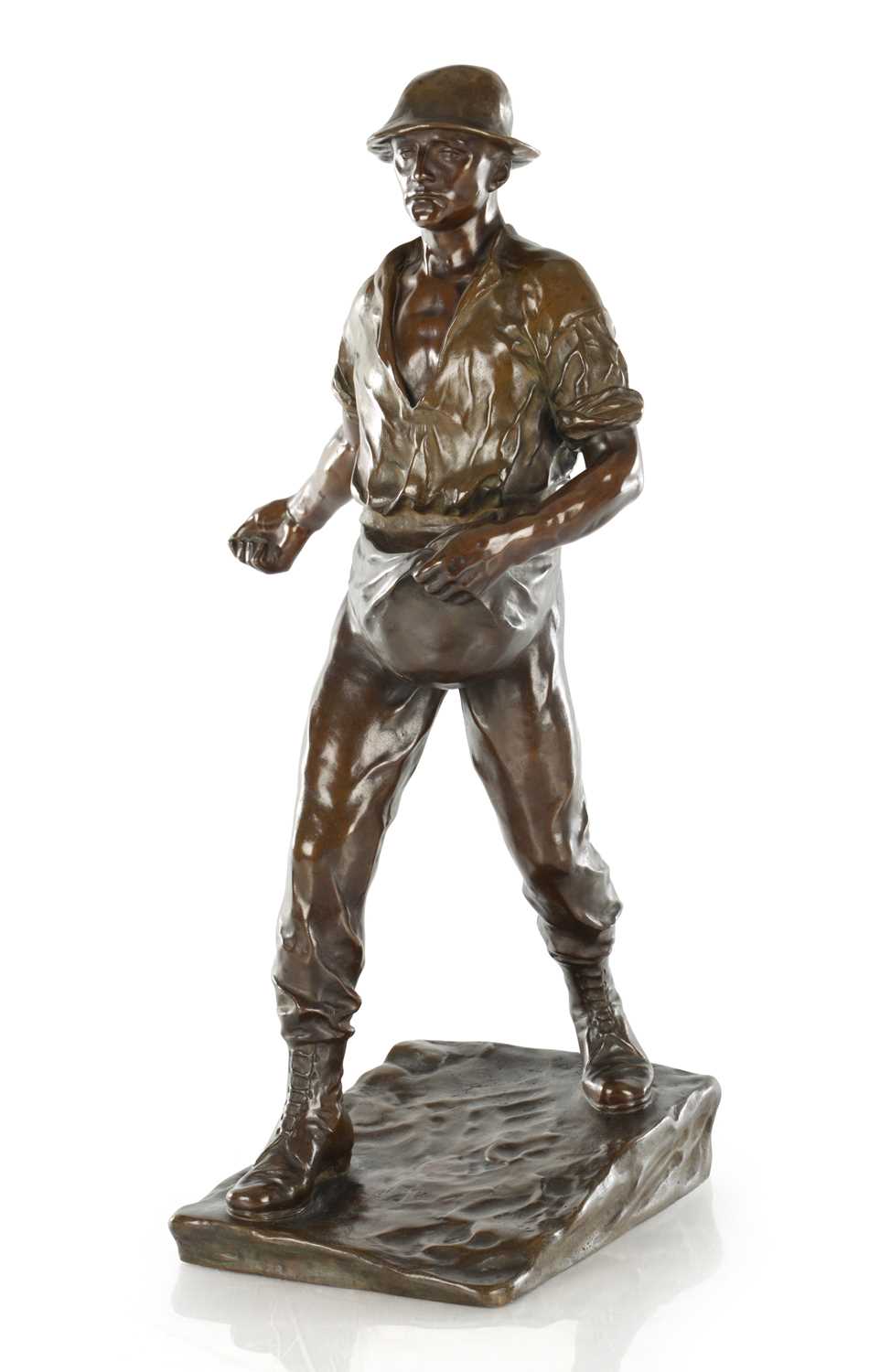 Lot 875 - FERDINAND FRICK (GERMAN, 1878-1939) AN EARLY 20TH CENTURY PATINATED BRONZE FIGURAL SCULPTURE